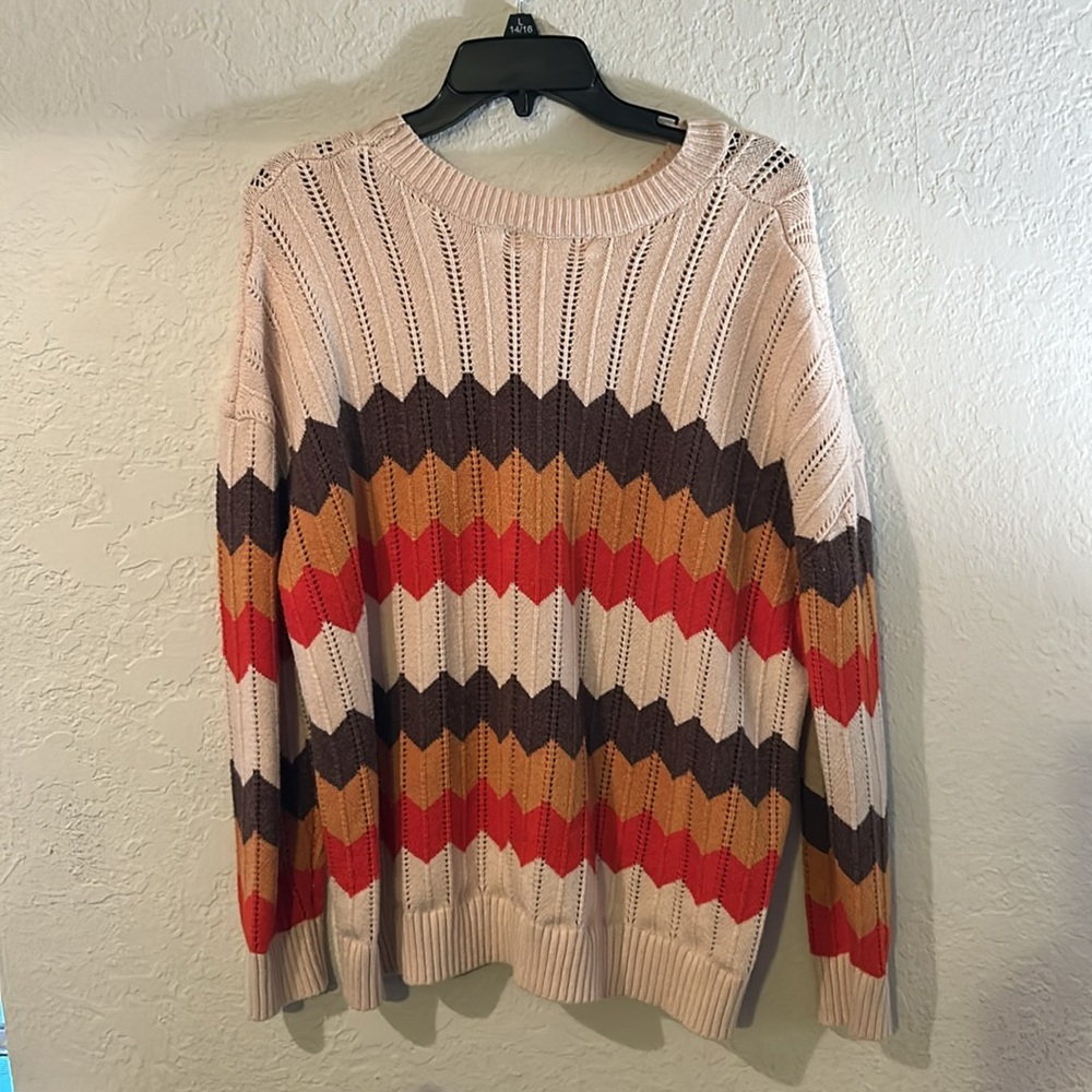 Impressions Boutique sweater - Picture 2 of 2